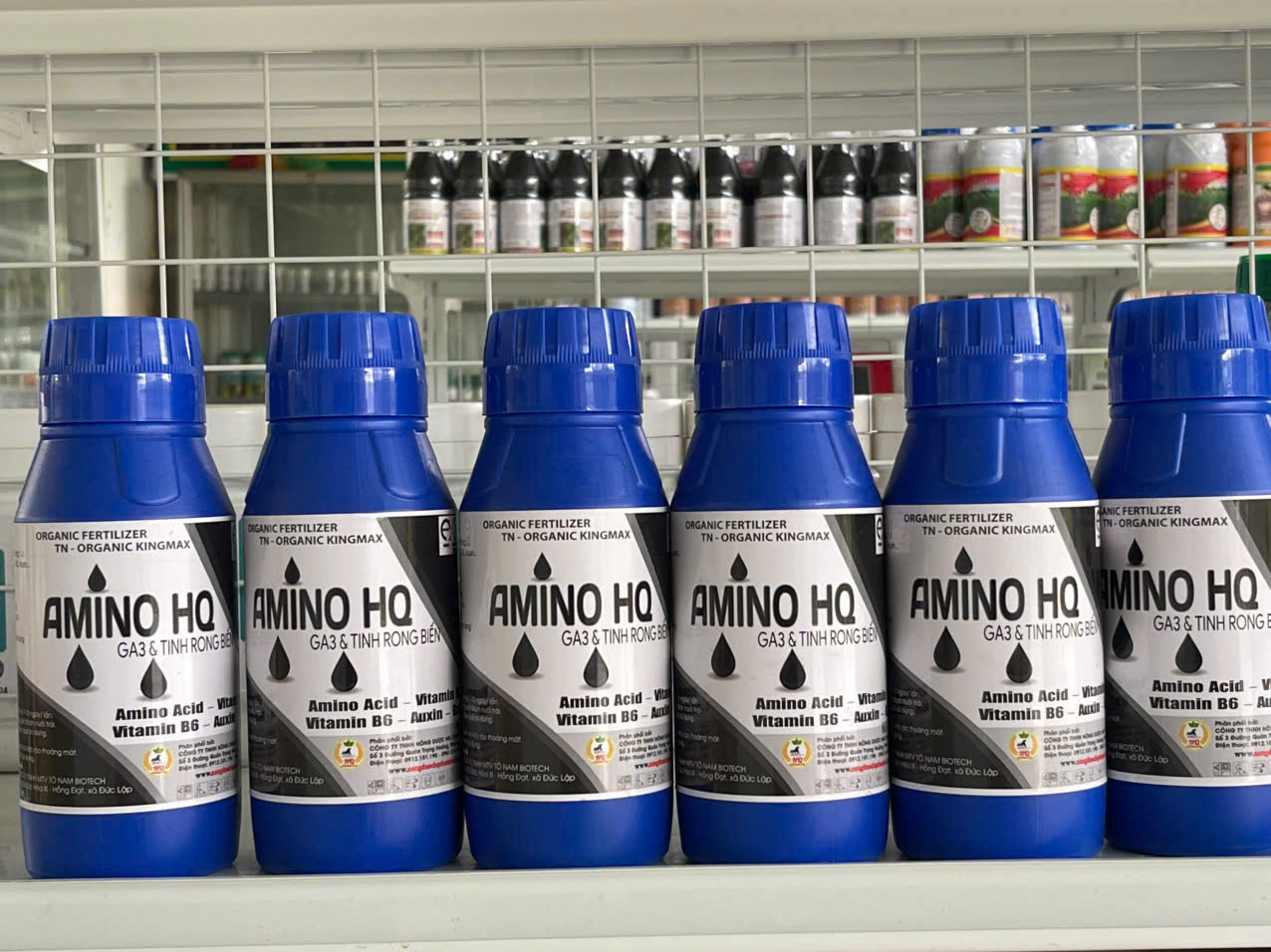 AMINO HQ (Hạn chế tình trạng rụng hoa, rụng trái non, hỗ trợ trái lớn đều và lên màu đẹp tự nhiên)