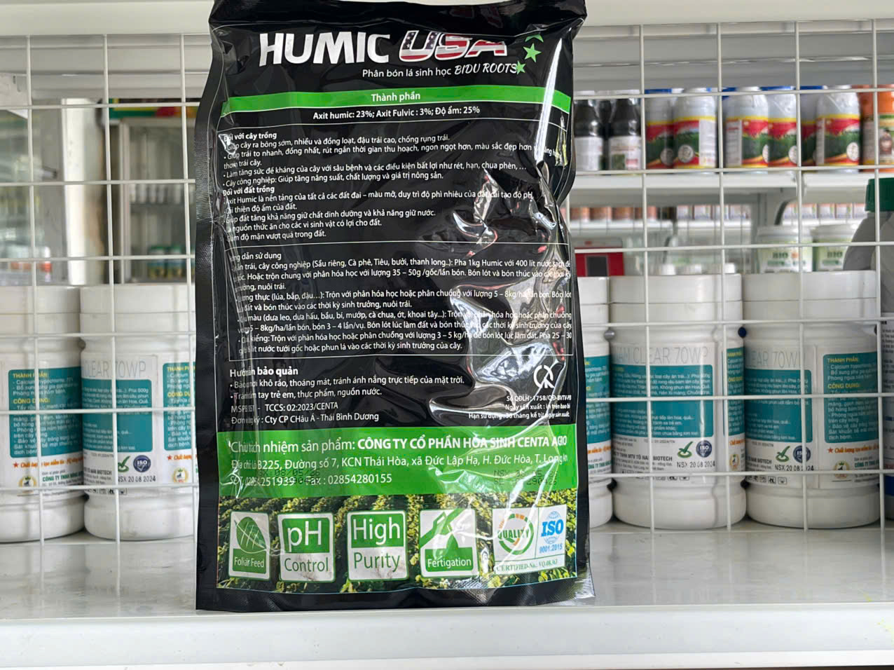 Humic USA (chứa Axit Humic và Axit Fulvic, giúp bộ rể khỏe)