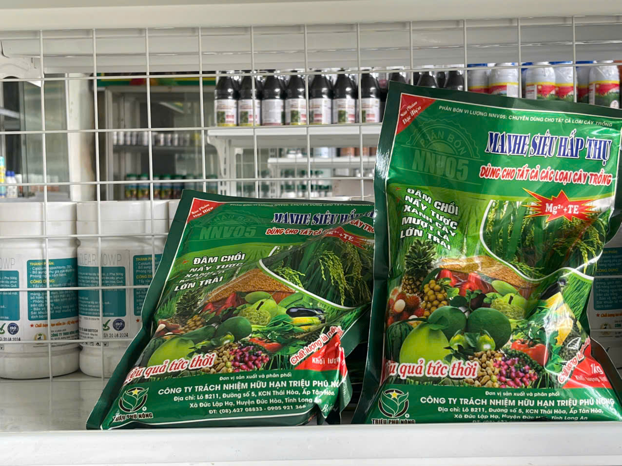 Manhê Siêu Hấp Thụ