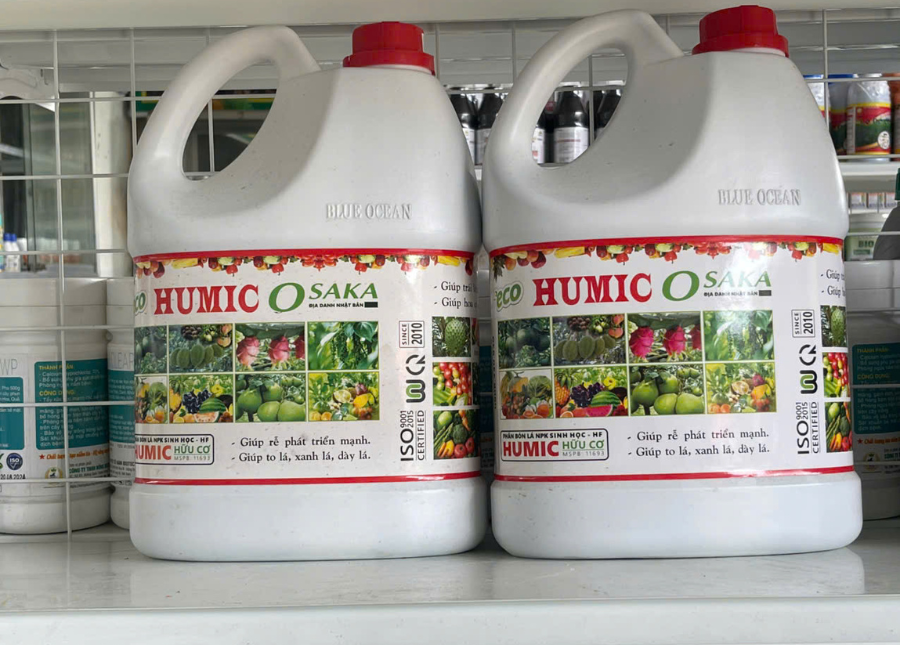 Phân bón lá NPK sinh học Eco Humic Osaka.