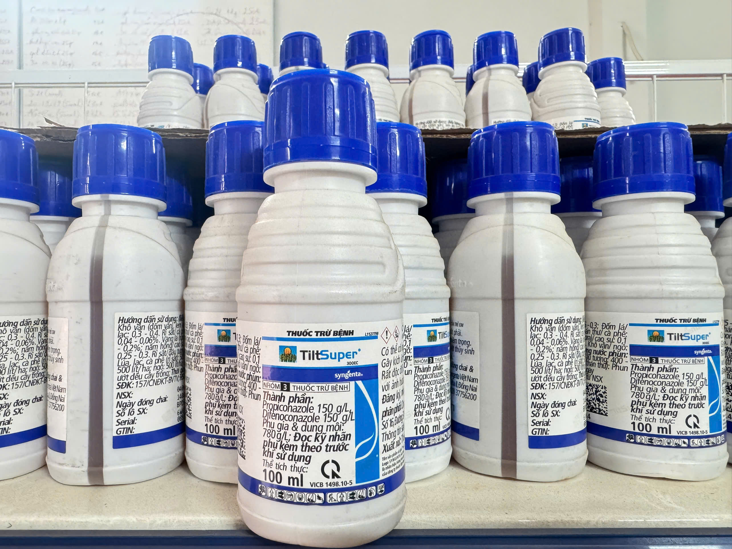 Thuốc trừ bệnh Tilt Super 300EC 100ml