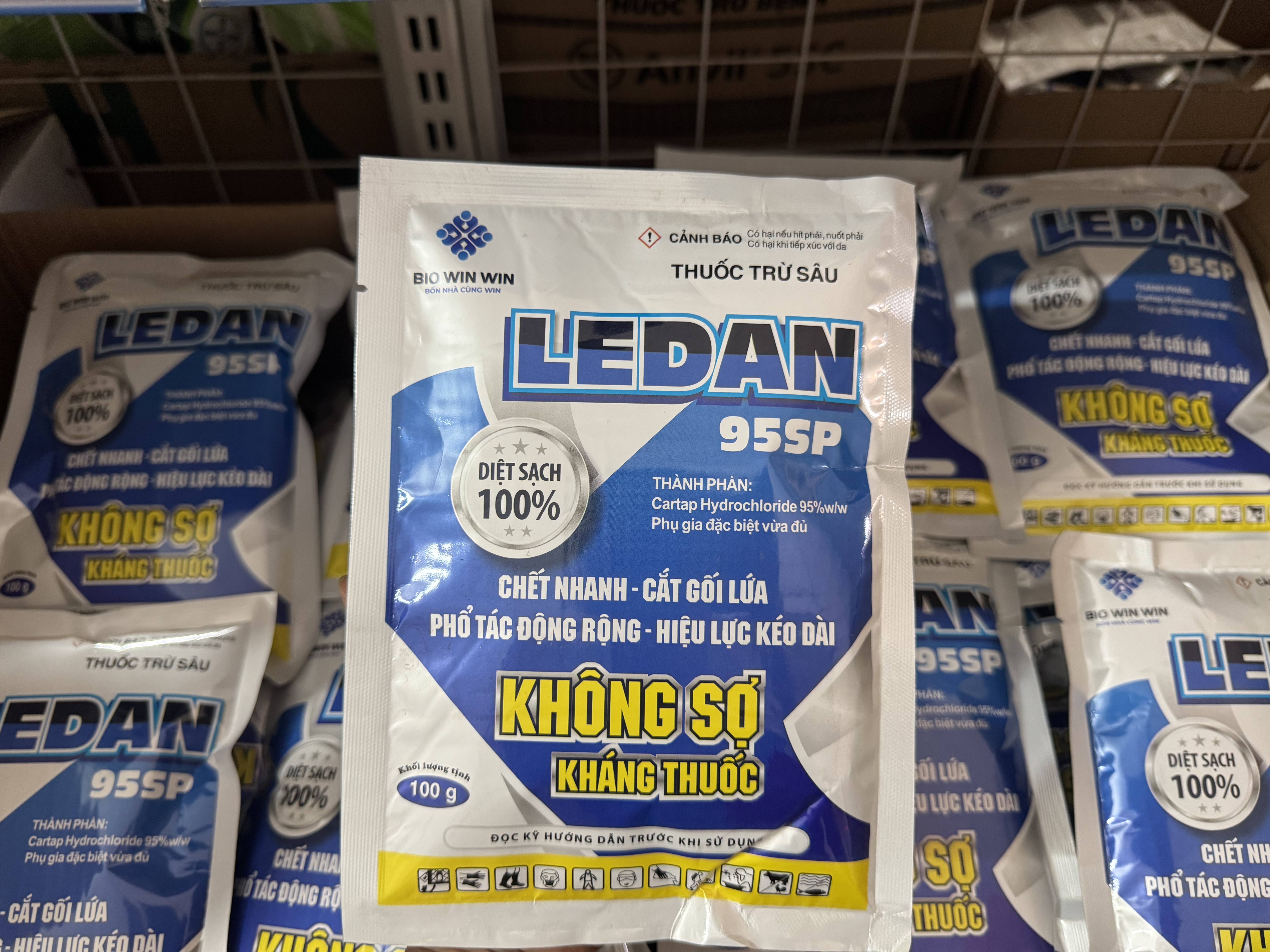 Thuốc trừ sâu LEDAN 95SP 100g
